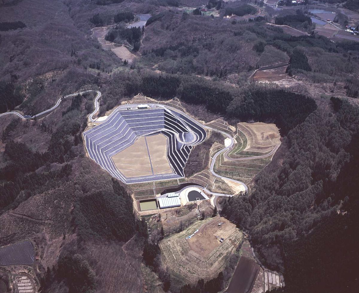 三戸ウェイストパーク 全景2
